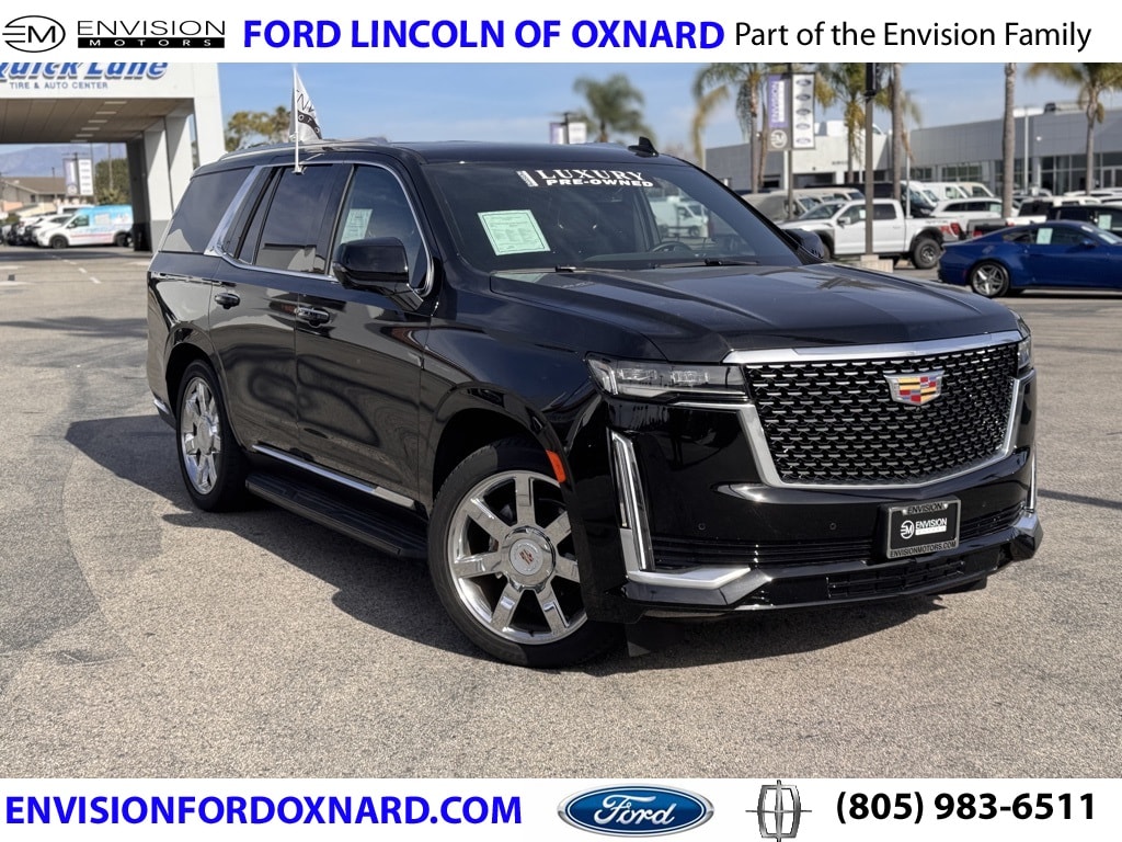 2024 Cadillac Escalade Luxury's photo