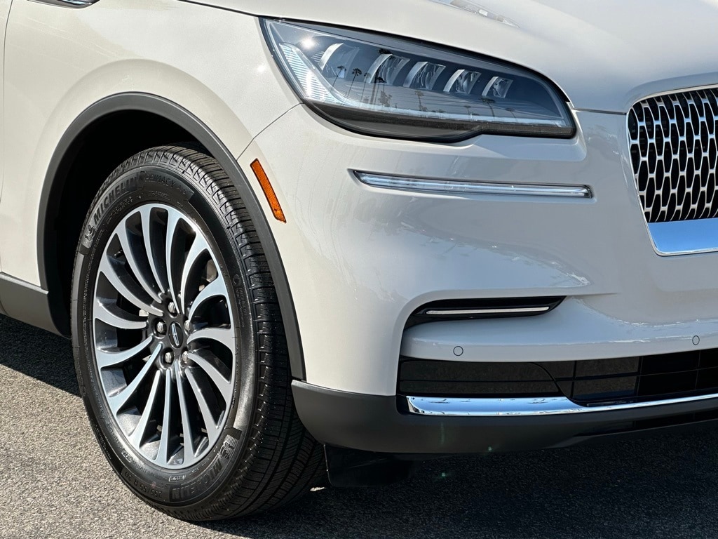 2023 Lincoln Aviator Standard