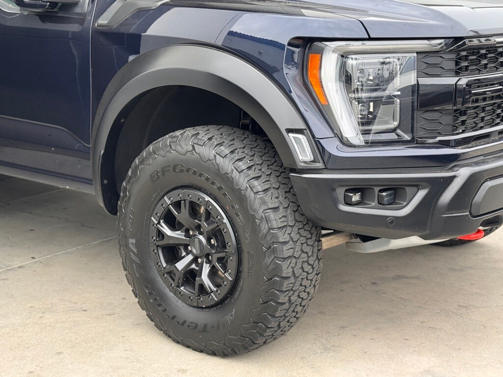 2023 Ford F-150 Raptor photo 4