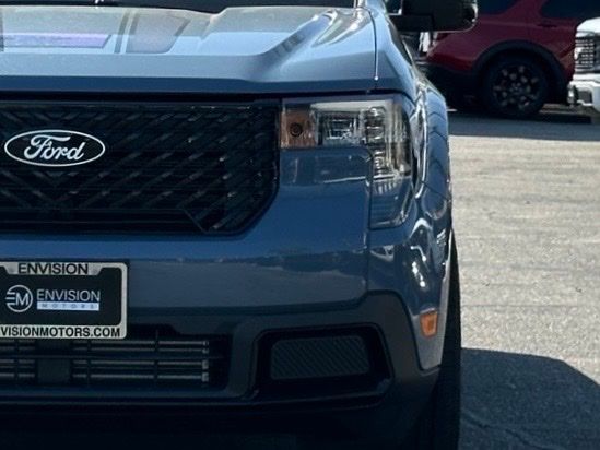 2025 Ford Maverick XLT photo 4