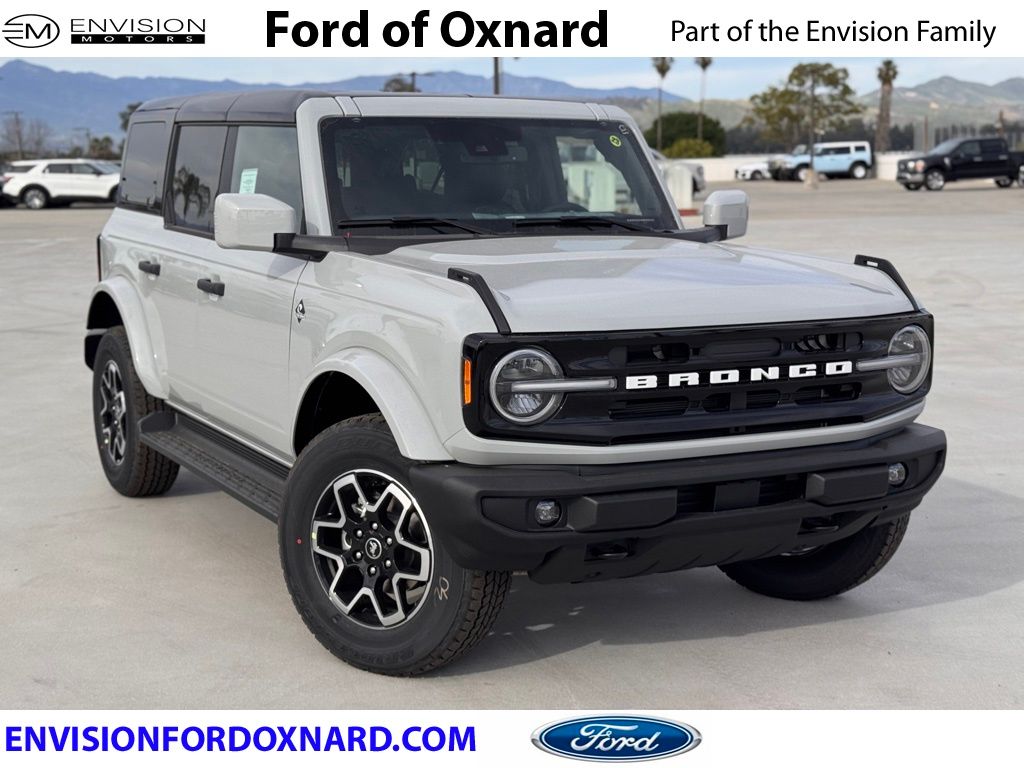 2026 Ford Bronco Outer Banks 4x4's photo