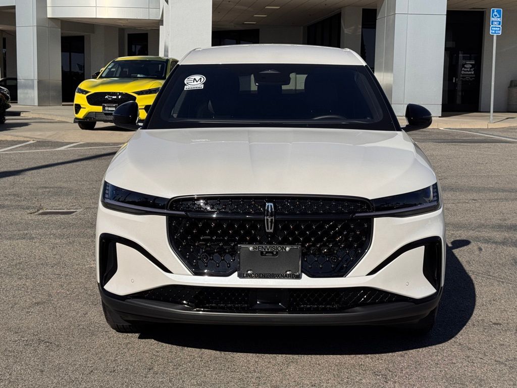 2025 Lincoln Nautilus Premiere photo 5