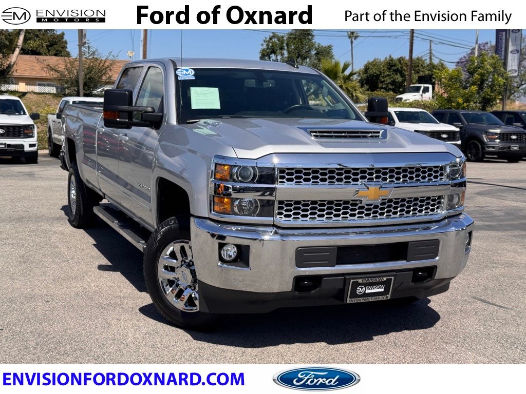 2019 Chevrolet Silverado HD LT Crew Cab Long Box's photo
