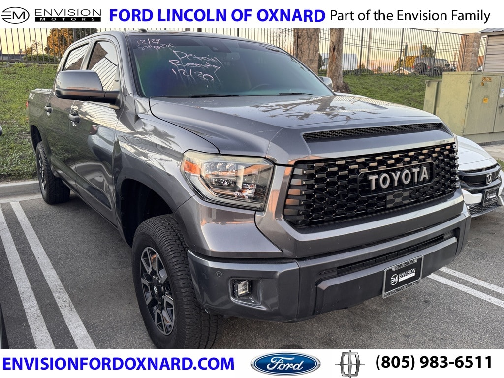 2018 Toyota Tundra SR5's photo