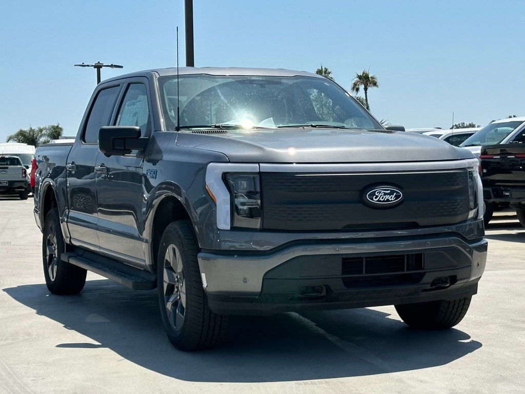 2024 Ford F-150 Lightning Flash