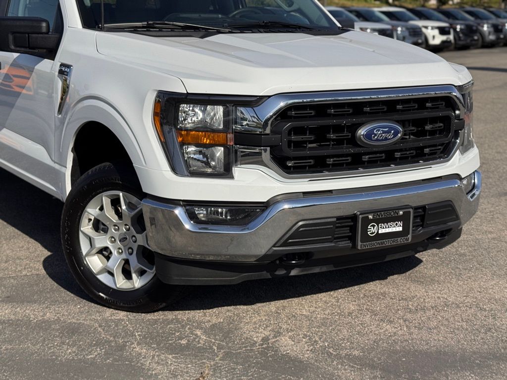 2023 Ford F-150 photo 2