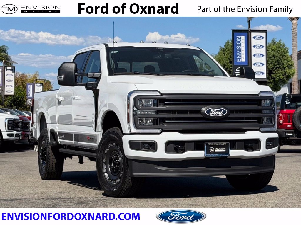 2027 Ford F-250 XLT Truck Crew Cab
