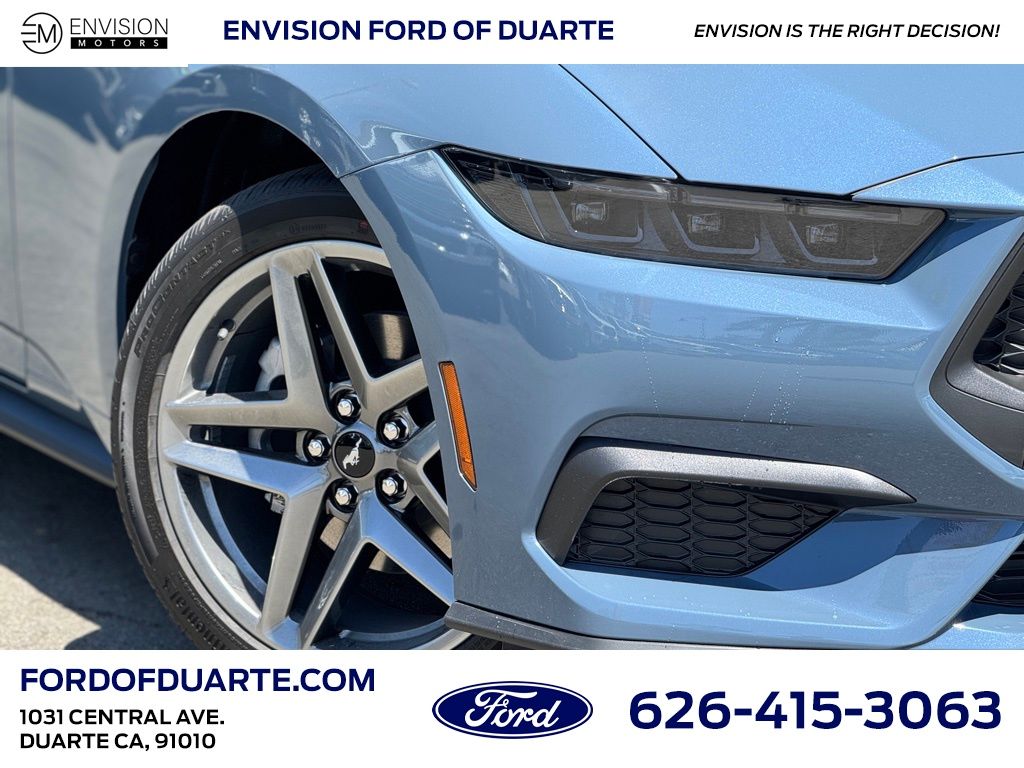 2025 Ford Mustang EcoBoost Premium