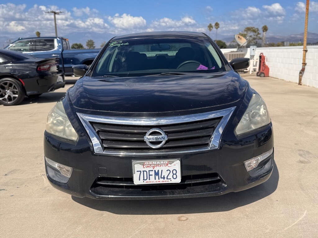 2014 Nissan Altima 2.5 S photo 2