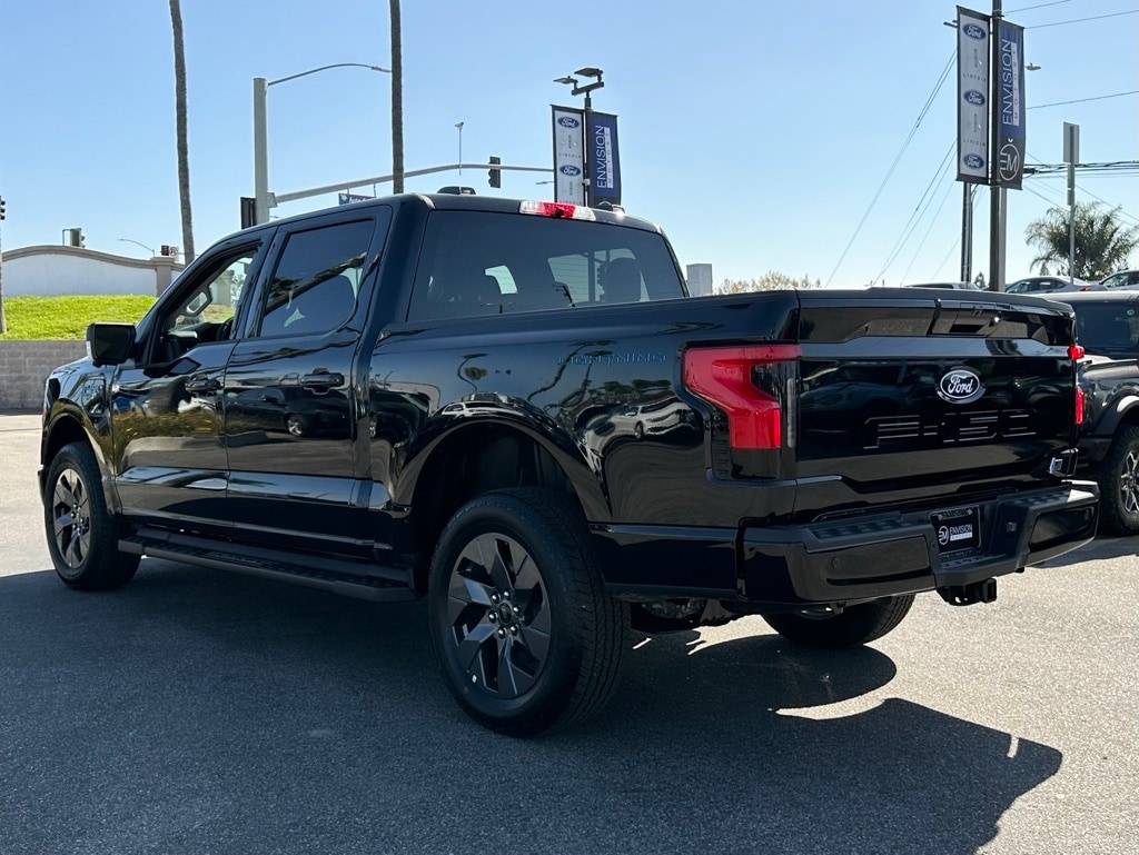 2024 Ford F-150 Lightning Lariat