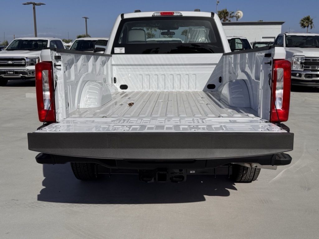 2025 Ford F-350 Super Duty XL - Photo 11