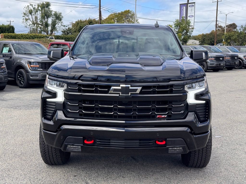 2025 Chevrolet Silverado 1500 LT Trail Boss photo 5