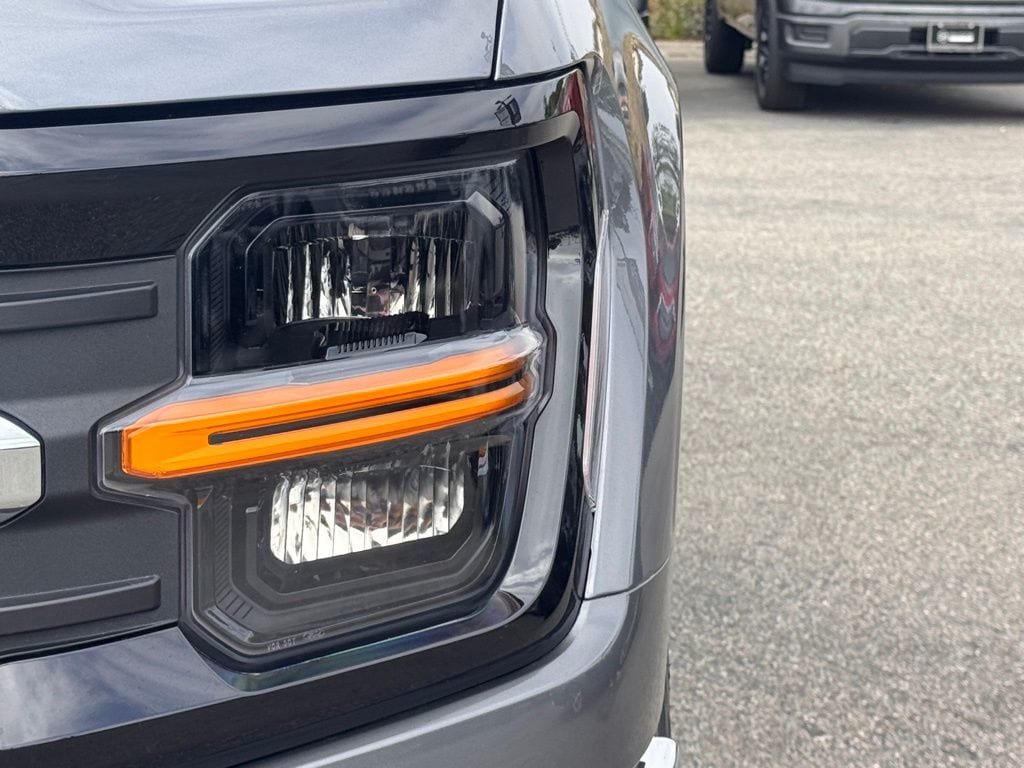 2024 Ford F-150 XLT photo 3