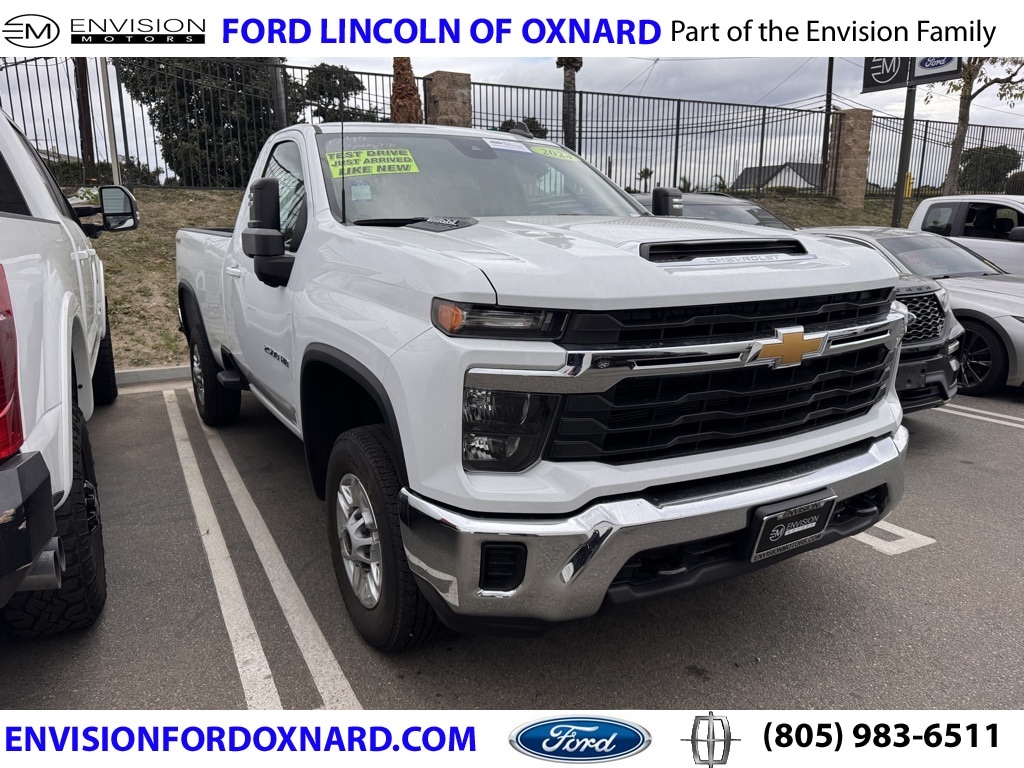 2024 Chevrolet Silverado 2500HD LT's photo
