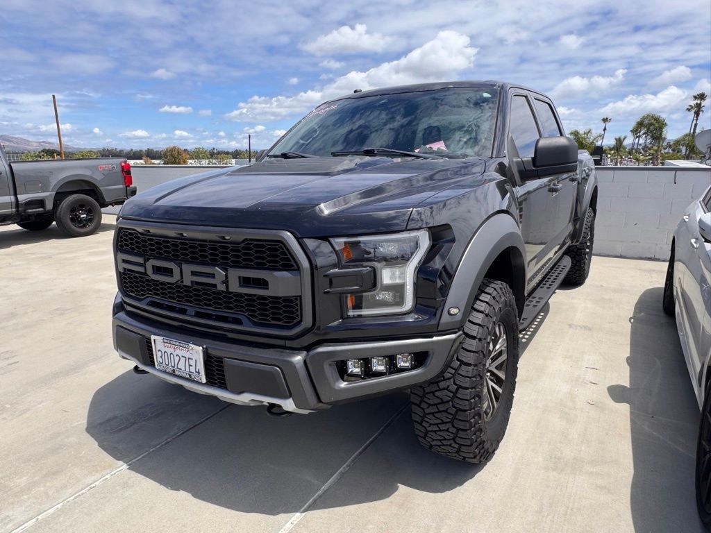 2020 Ford F-150 Raptor photo 3