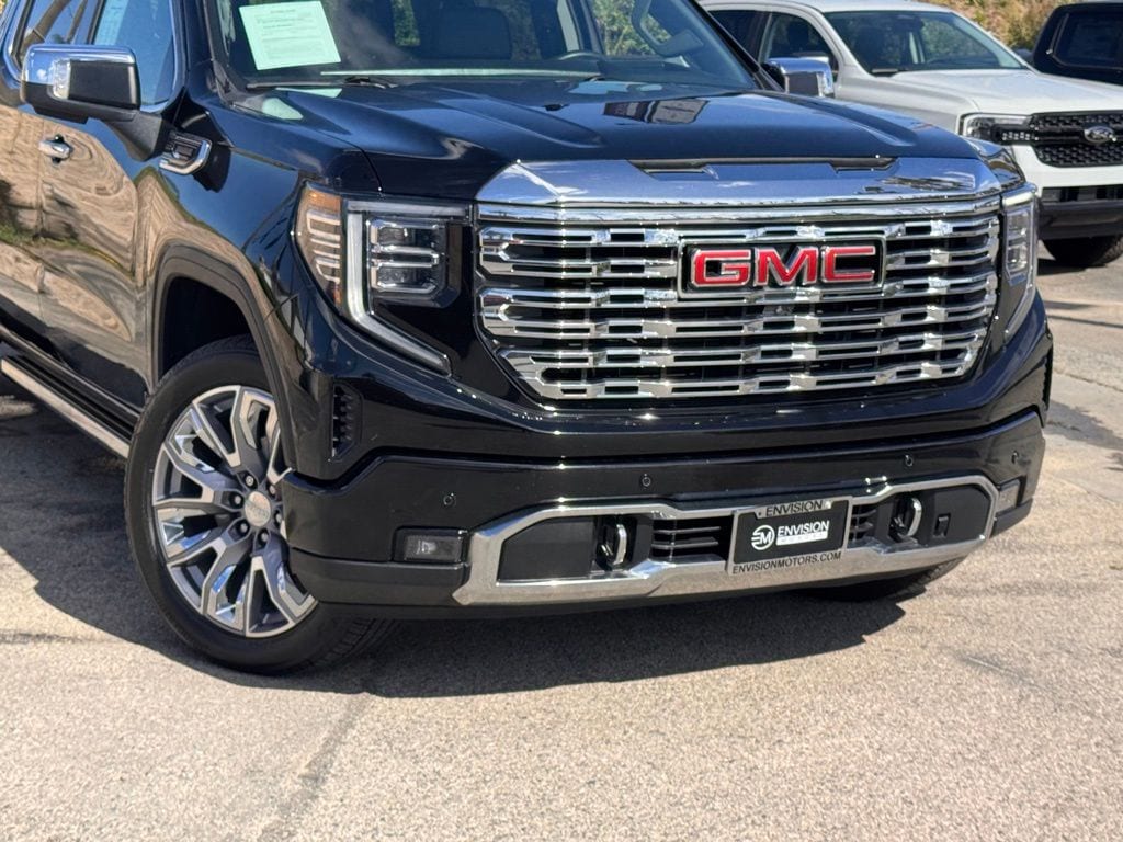 2023 GMC Sierra 1500 Denali photo 2