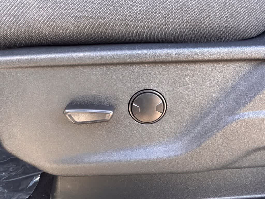 2025 Ford F-350 Super Duty XLT - Photo 18