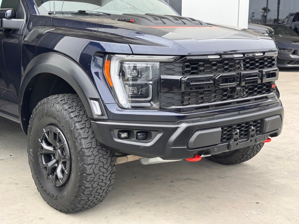 2023 Ford F-150 Raptor photo 3