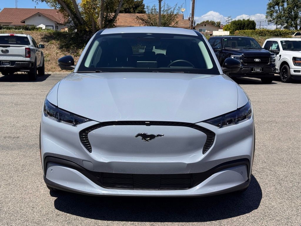 2025 Ford Mustang Mach-E Select photo 5