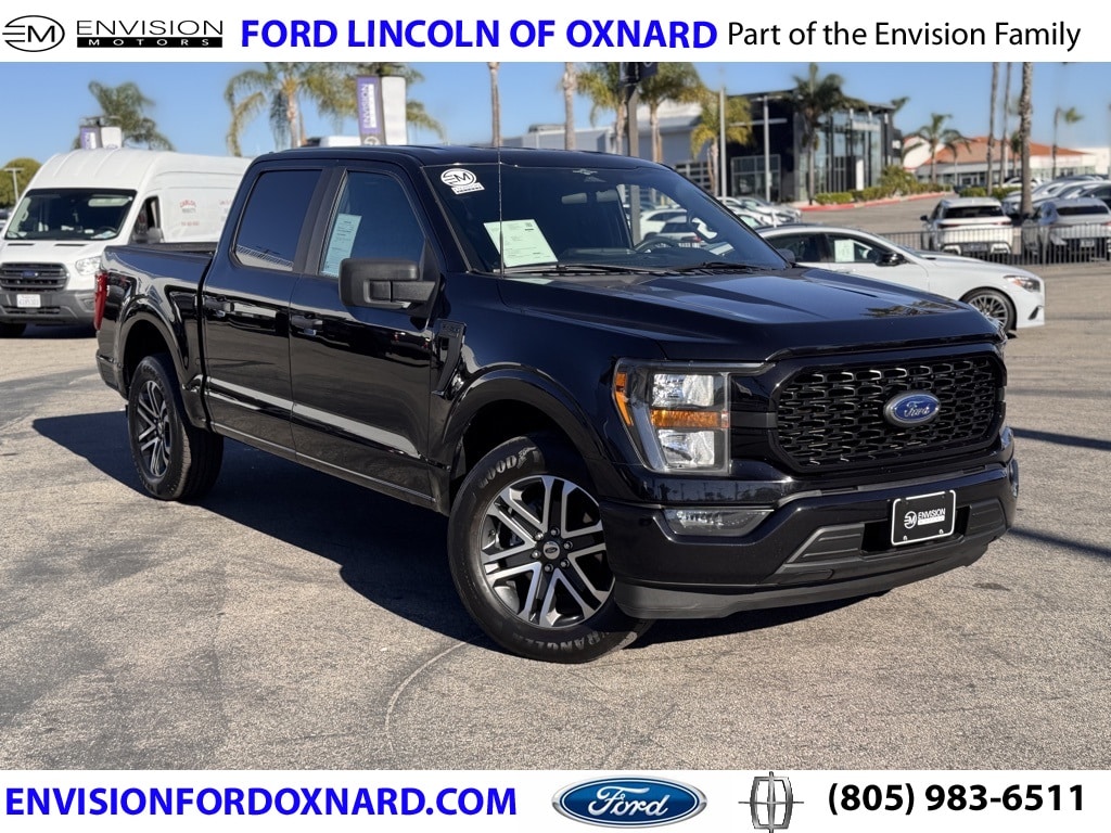 2023 Ford F-150 XL's photo