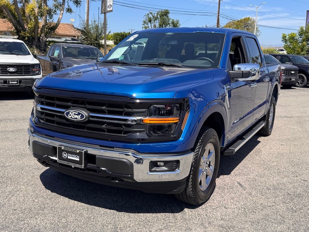 2025 Ford F-150 XLT photo 6