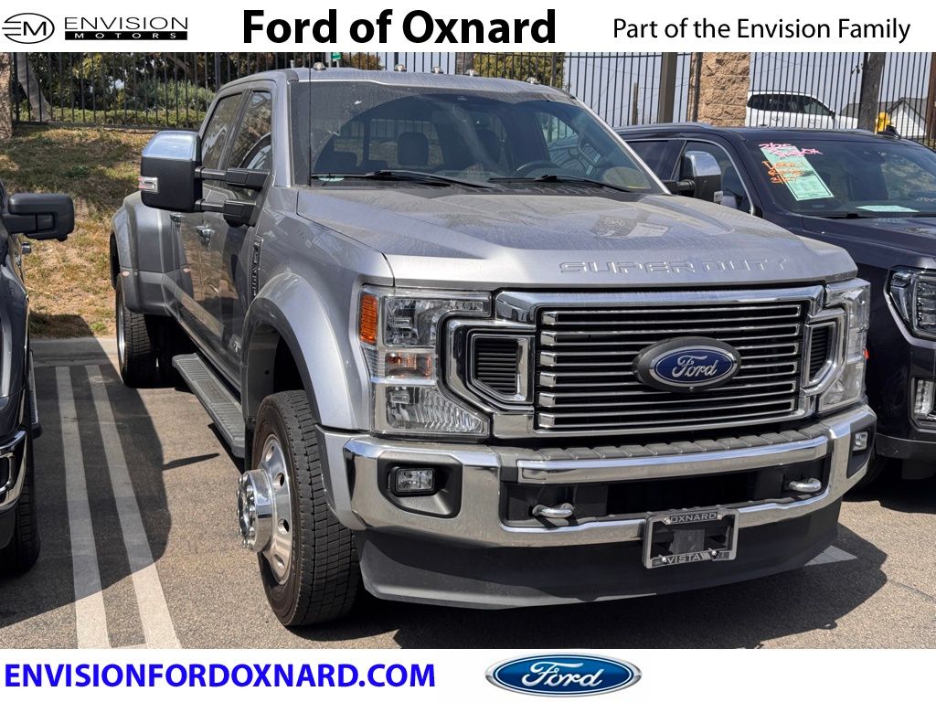 2022 Ford F-450 Lariat 4x4 Crew Cab 8' Box DRW's photo