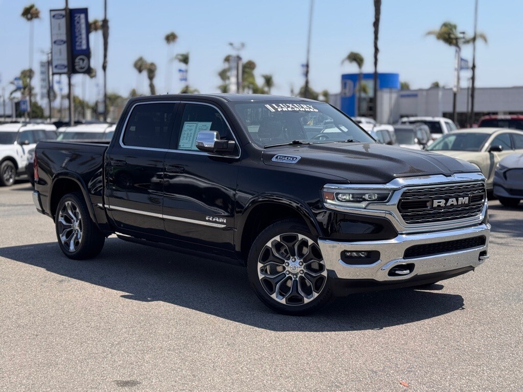 2023 Ram 1500 Limited photo 2