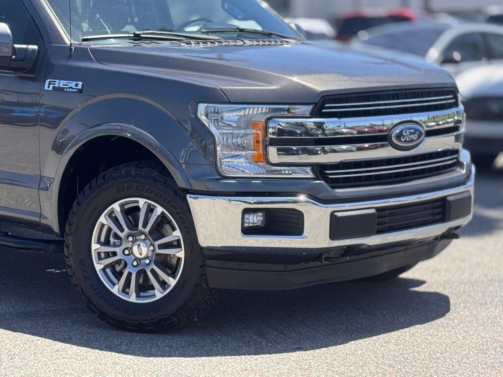 2018 Ford F-150 Lariat photo 2