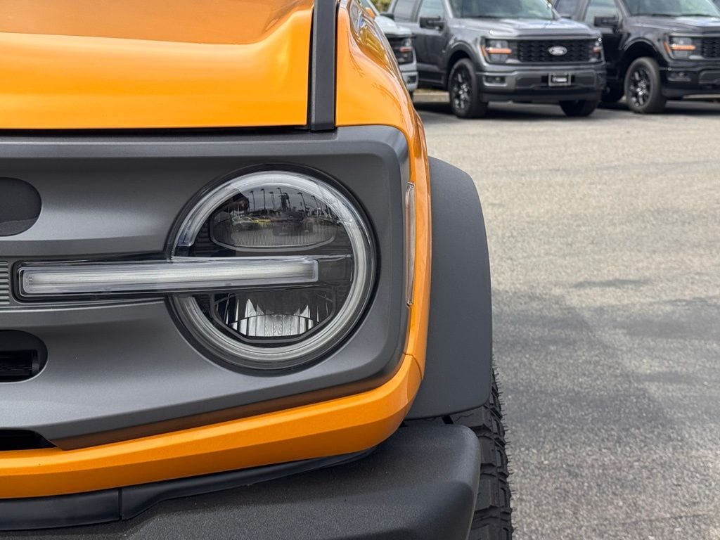 2022 Ford Bronco photo 3