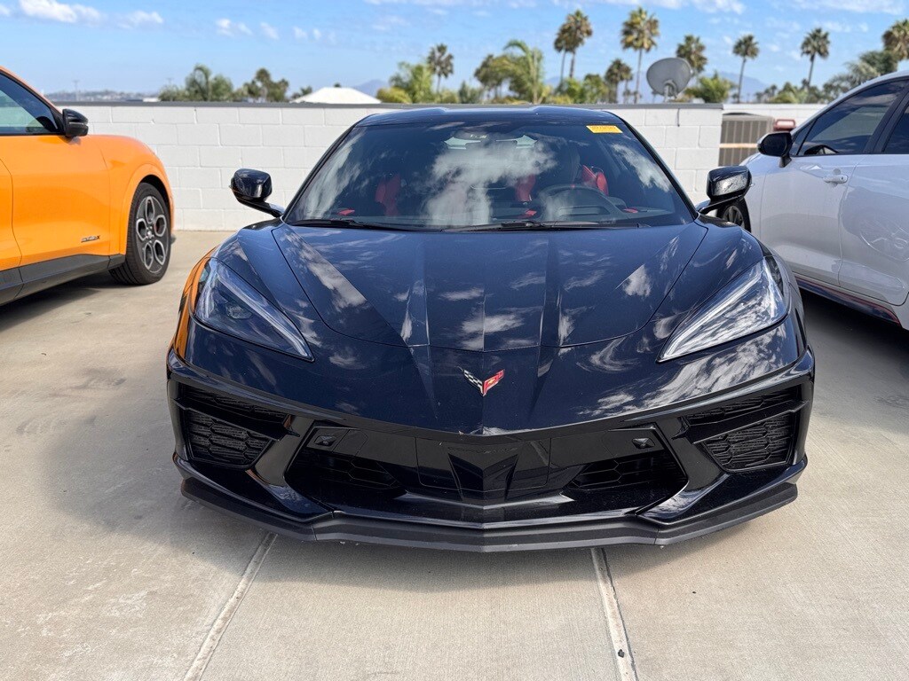 2021 Chevrolet Corvette Stingray 3LT photo 2