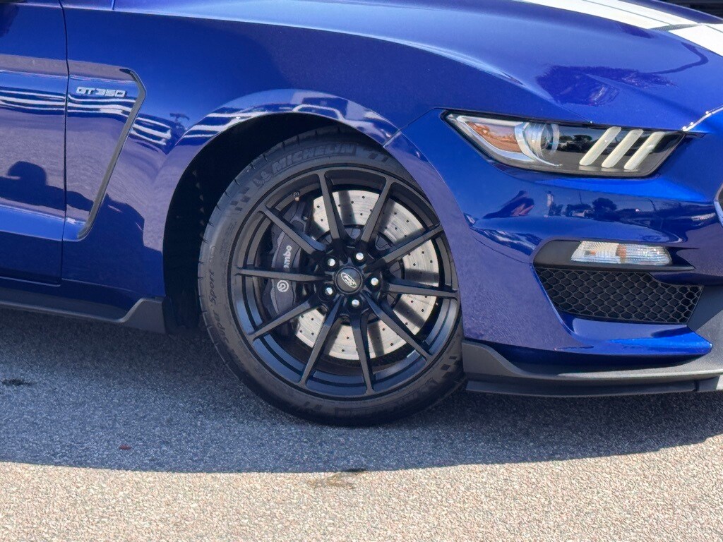 2016 Ford Mustang Shelby photo 4