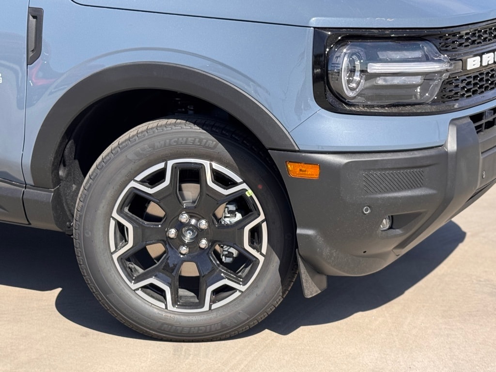 2025 Ford Bronco Sport Outer Banks photo 4