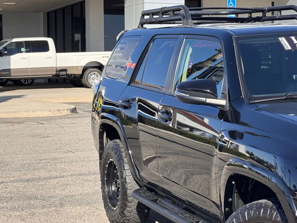 2019 Toyota 4Runner TRD Off Road Premium photo 4