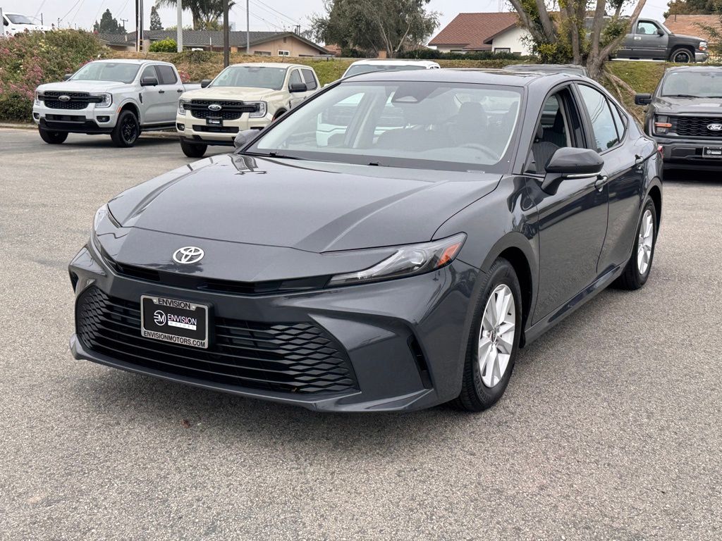 2025 Toyota Camry LE photo 6