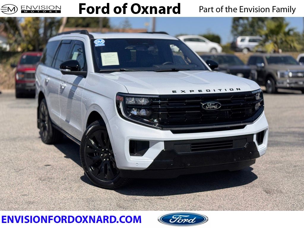 2025 Ford Expedition Platinum 4x4's photo