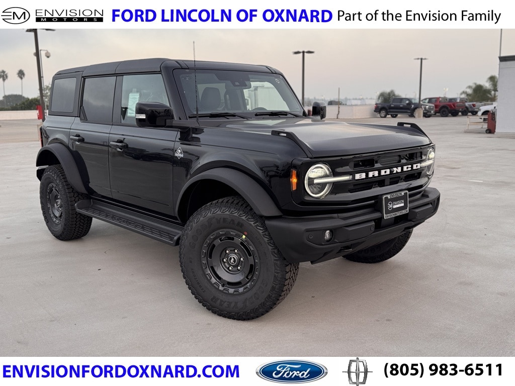 2025 Ford Bronco 4-Door Outer Banks's photo