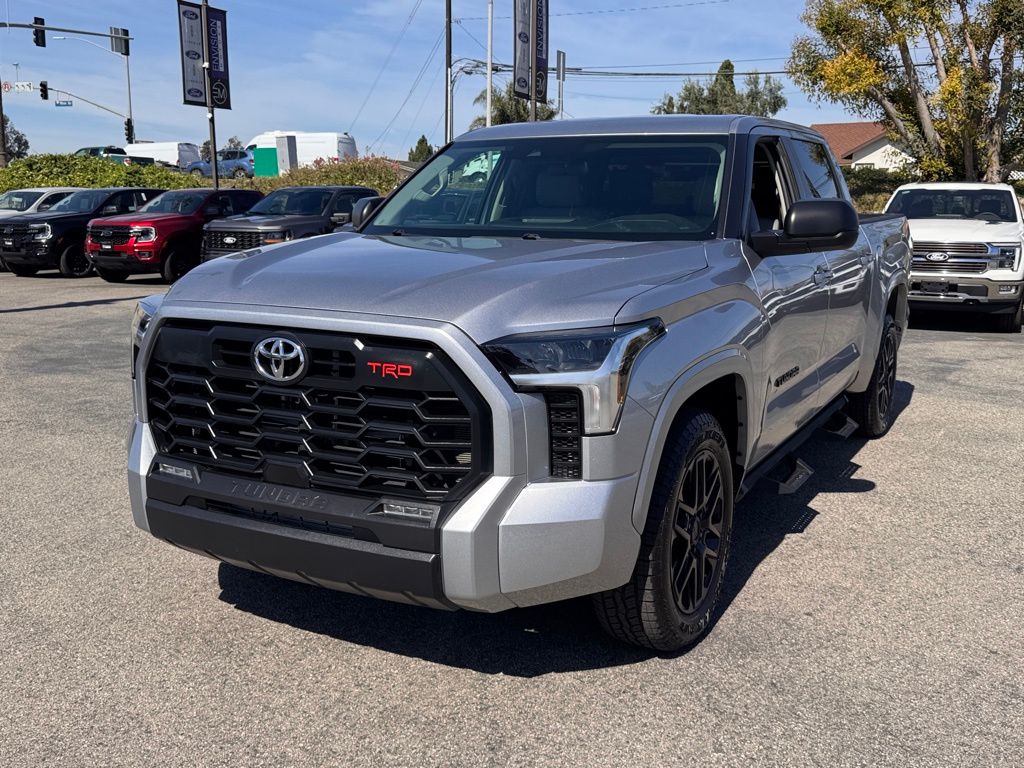 2024 Toyota Tundra SR5 photo 6