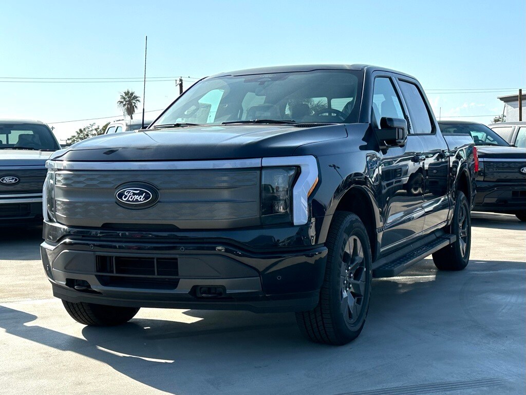 2024 Ford F-150 Lightning Flash