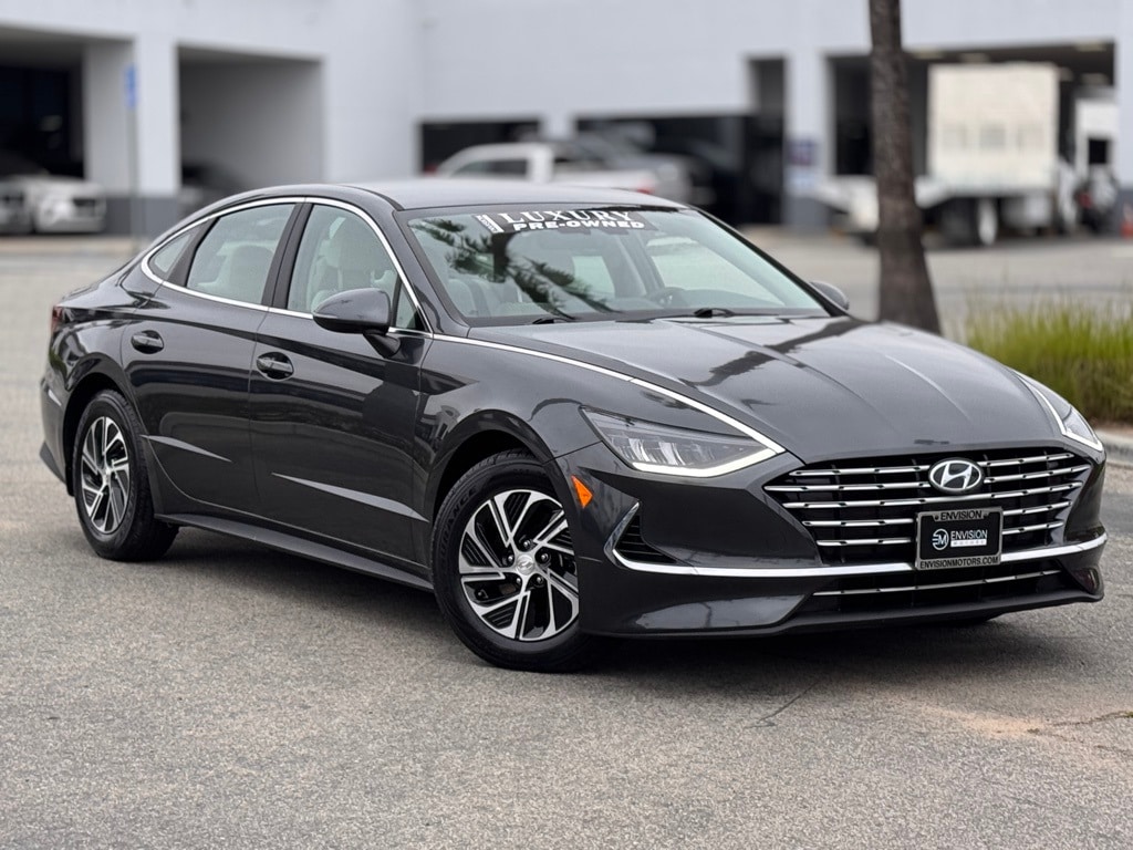 Used 2021 Hyundai Sonata Hybrid Blue with VIN KMHL24JJ9MA020569 for sale in Oxnard, CA