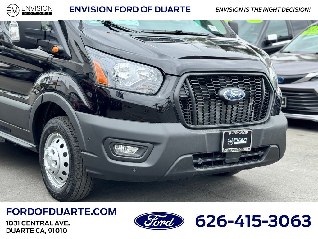 2025 Ford Transit 350 HD XL