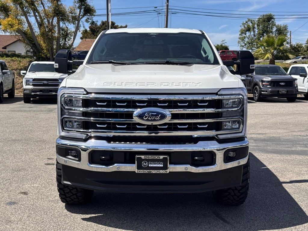 2025 Ford F-250 photo 5