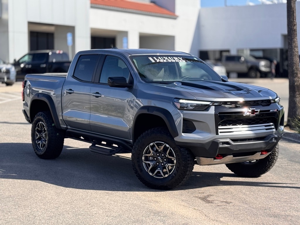 Used 2023 Chevrolet Colorado ZR2 with VIN 1GCPTFEK4P1239168 for sale in Oxnard, CA