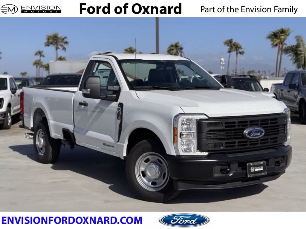 2025 Ford Super Duty F-350 SRW Pickup XL 2WD Reg Cab 8 Box 2WD Reg Cab 8 Box