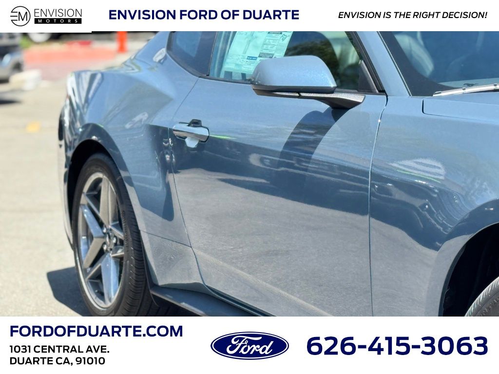 2025 Ford Mustang EcoBoost Premium