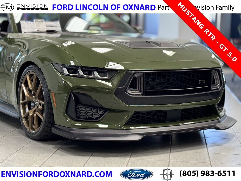 2025 Ford Mustang GT photo 2