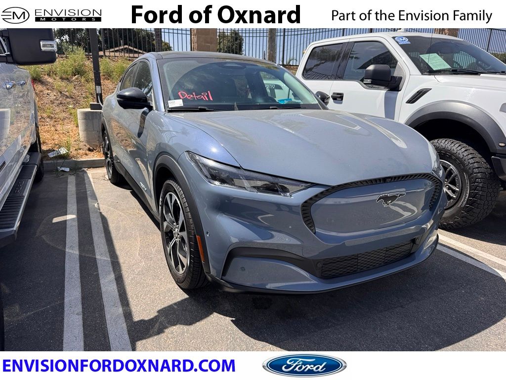 2024 Ford Mustang Mach-E SUV 