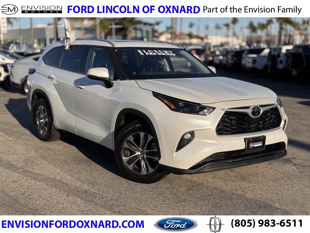 2022 Toyota Highlander XLE's photo