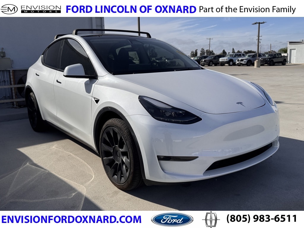 2023 Tesla Model Y Long Range's photo
