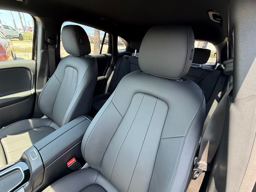 2025 Mercedes-Benz GLA GLA250 - Photo 18
