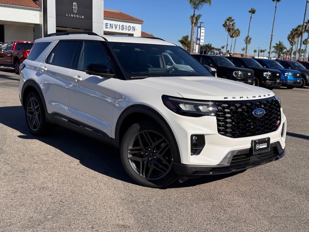 2026 Ford Explorer ST photo 2